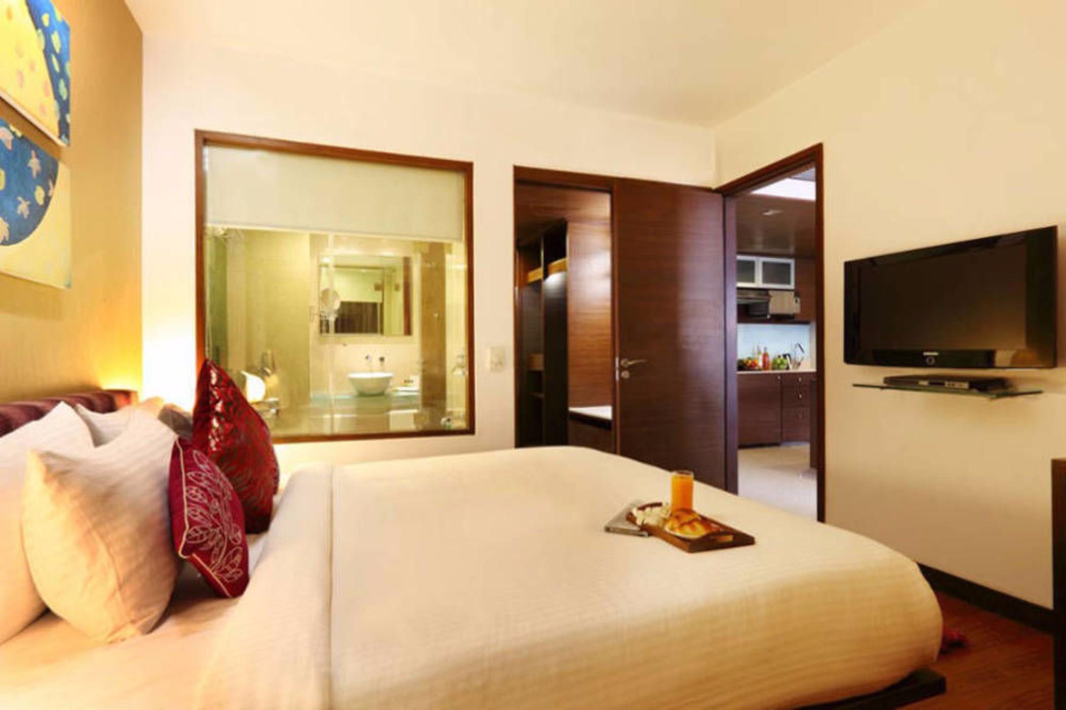 Yogi Executive, Navi Mumbai Hotel Exterior photo